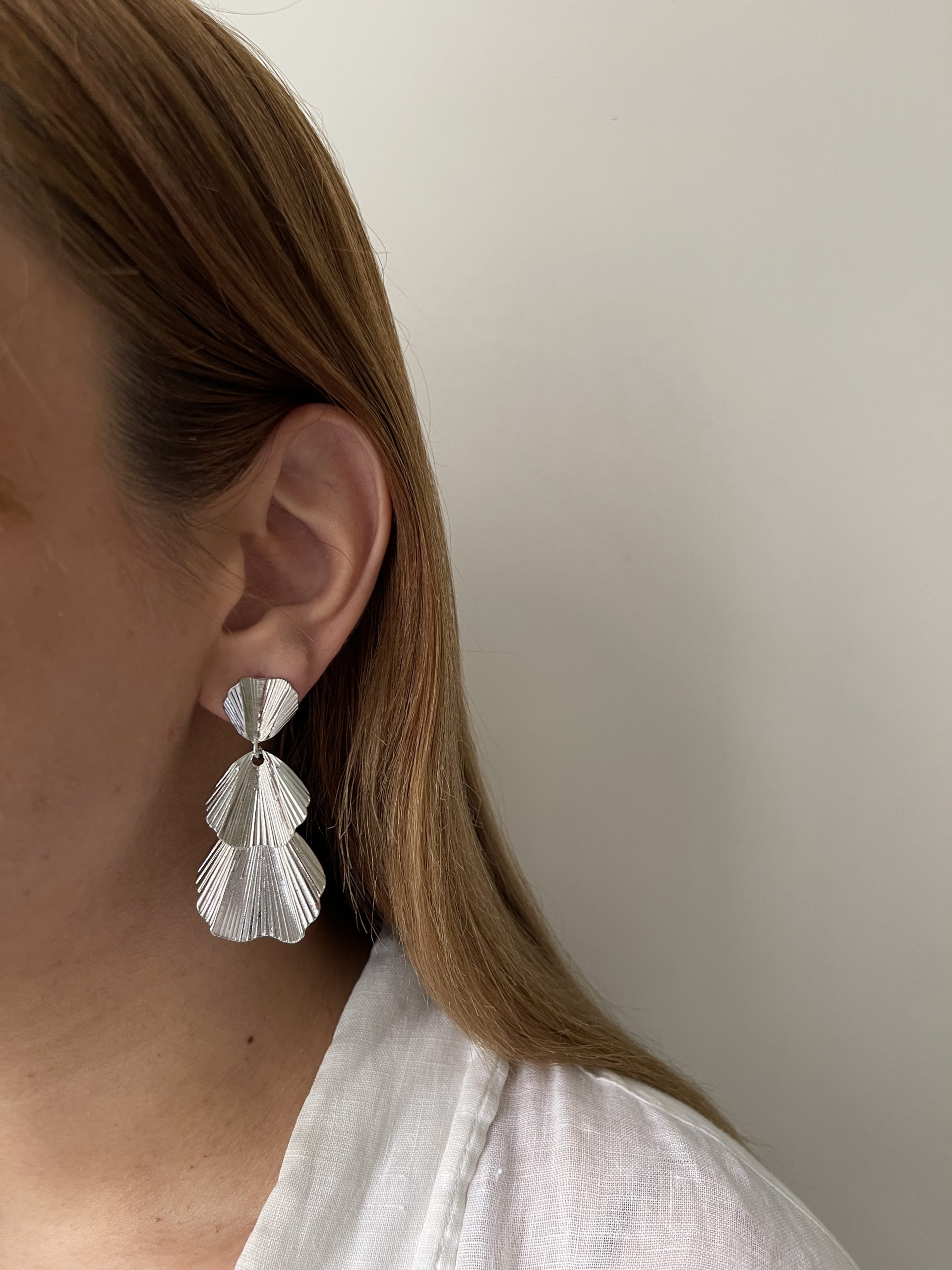 IMG_4761 گوشواره اسپرت آویز - تصویر 1