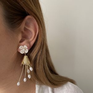 گوشواره گل آویز